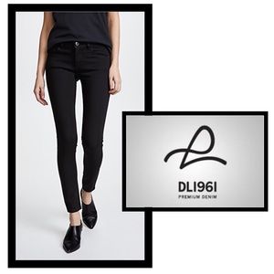 🖤DL1961 Black denim Emma legging🖤